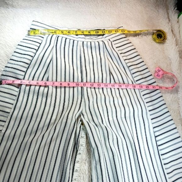 Doe & Rae Wide Leg Cropped Culotte Palazzo Striped Pants Black/White Womans Med - Picture 7 of 11